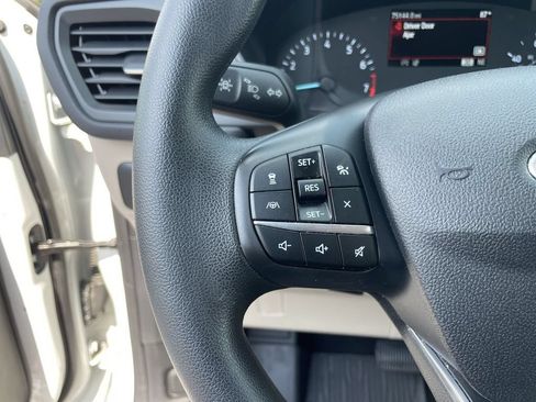 Used 2022 Ford Escape SE AWD/4WD image 17