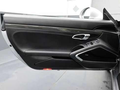 Certified 2018 Porsche 911 GT3 RWD image 7