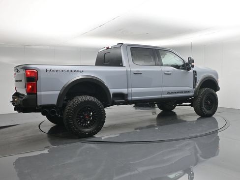 New 2026 Ford F250 Lariat w/ Black Appearance Package AWD/4WD image 31