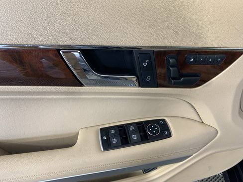 Used 2011 Mercedes-Benz E 350 Cabriolet image 14