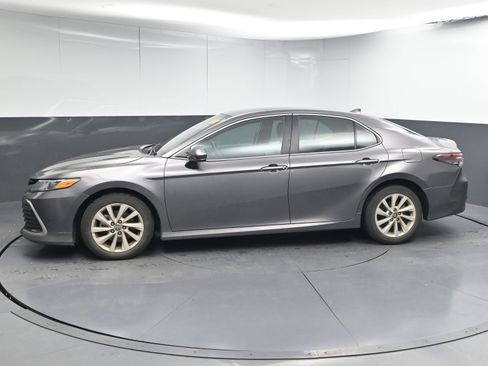 Certified 2023 Toyota Camry LE image 5