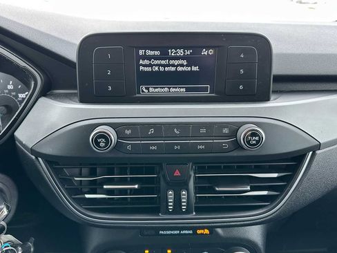 Used 2020 Ford Escape S image 26