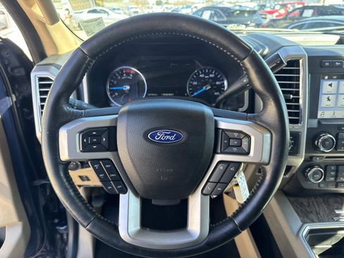 Used 2017 Ford F250 Lariat w/ Lariat Value Package image 21