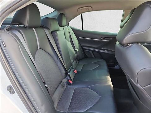 Used 2022 Toyota Camry XSE FWD image 18