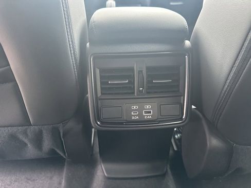 New 2026 Subaru Forester Limited image 32