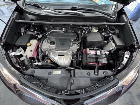 Used 2018 Toyota RAV4 LE image 43