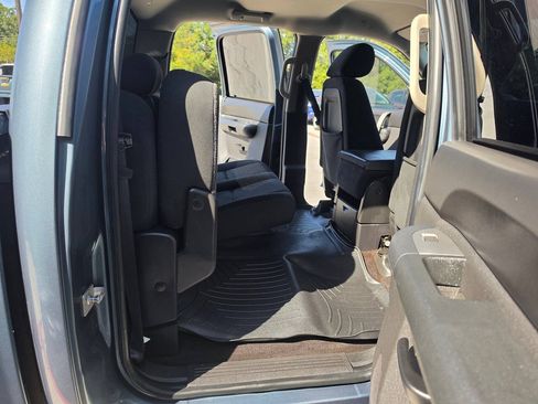 Used 2011 Chevrolet Silverado 1500 LT w/ Texas Edition RWD image 28