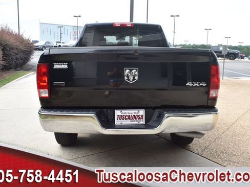 Used 2024 RAM 1500 Classic SLT AWD/4WD image 8
