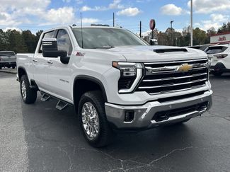 Used 2025 Chevrolet Silverado 2500 LTZ w/ LTZ Plus Package video 2