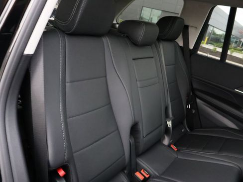New 2026 Mercedes-Benz GLS 450 4MATIC image 12