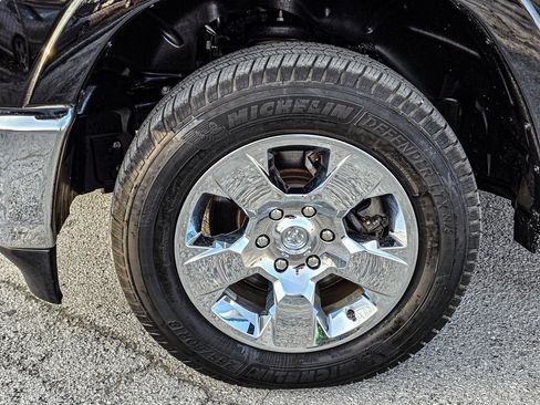 Used 2020 RAM 1500 Laramie image 11