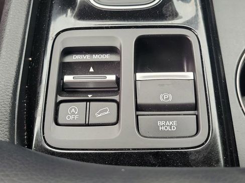 Used 2024 Honda Pilot EX-L image 37