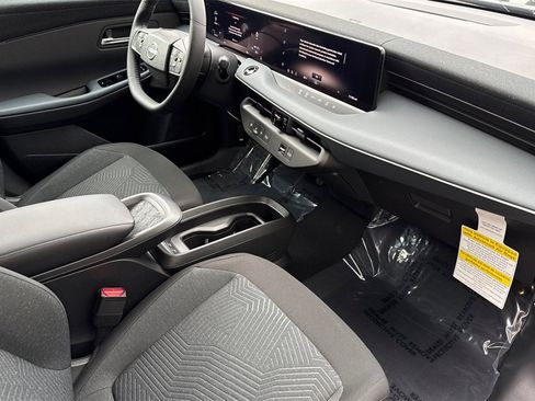 New 2026 Nissan Leaf image 12