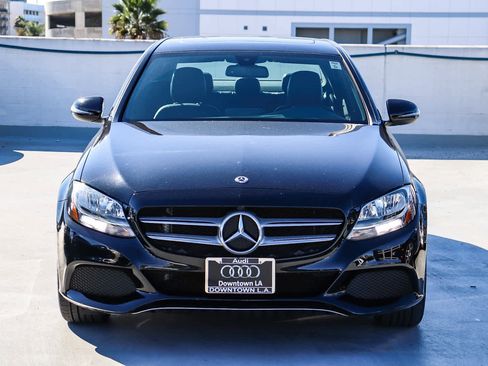 Used 2018 Mercedes-Benz C 300 Sedan image 2