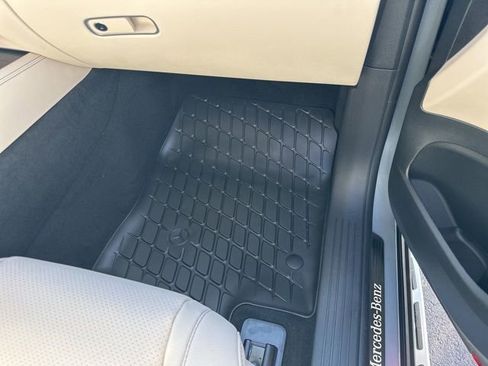 New 2026 Mercedes-Benz GLS 450 4MATIC image 40