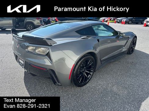 Used 2016 Chevrolet Corvette Z06 w/ 3LZ Preferred Equipment Group RWD image 8