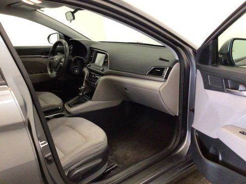 Used 2018 Hyundai Elantra SEL FWD image 10