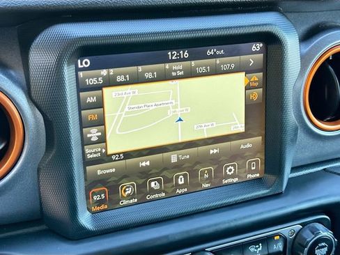 Used 2022 Jeep Gladiator Mojave w/ Trailer Tow Package image 15