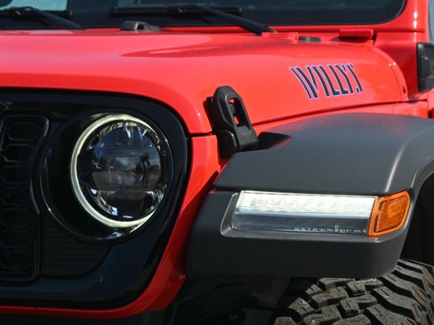 Used 2025 Jeep Wrangler Unlimited Sport S 4xe AWD/4WD image 6