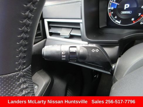 Used 2024 Mitsubishi Outlander SE image 27
