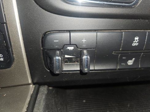 Used 2019 RAM 1500 Big Horn image 24