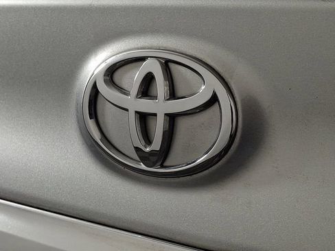 Used 2015 Toyota Camry LE FWD image 30