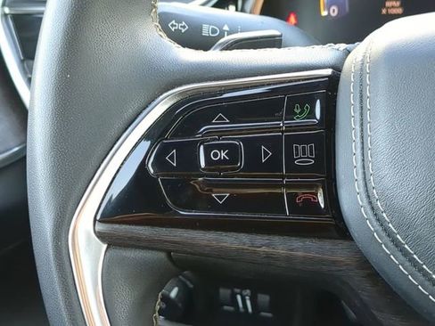 Certified 2023 Jeep Grand Cherokee L Overland AWD/4WD image 33
