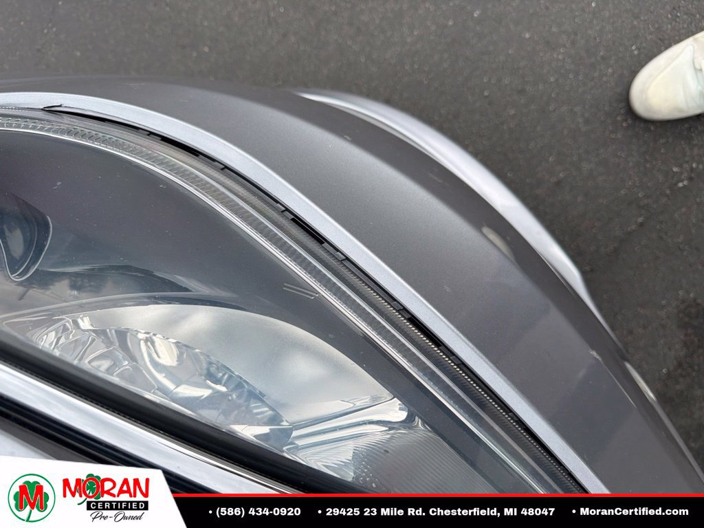 Used 2020 Chrysler Pacifica Limited FWD image 12