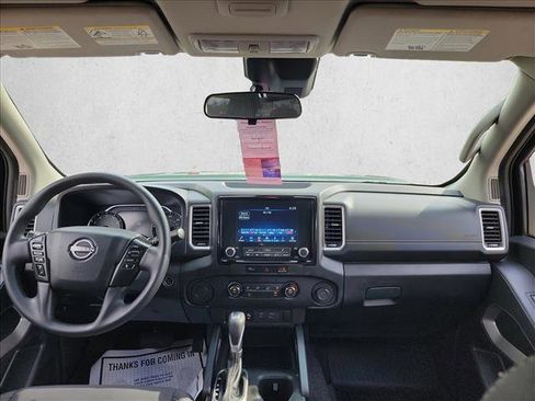 Used 2024 Nissan Frontier SV w/ Technology Package image 14