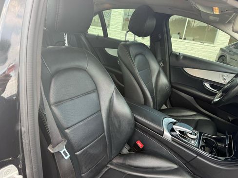 Used 2016 Mercedes-Benz C 300 4MATIC Sedan w/ Multimedia Package image 11