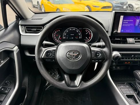Used 2023 Toyota RAV4 LE AWD/4WD image 26