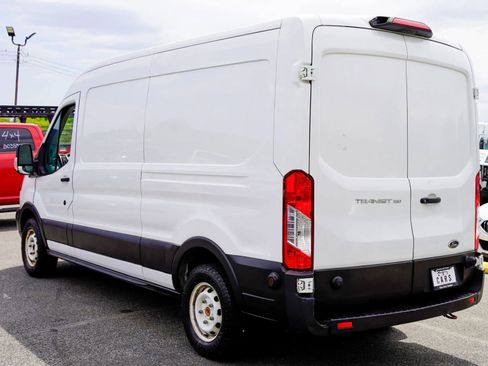 Used 2019 Ford Transit 150 148 Medium Roof RWD image 4