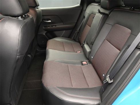 Certified 2025 Nissan Kicks SR image 10