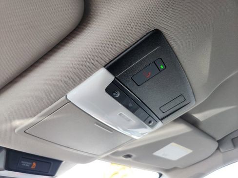 Used 2023 Nissan Rogue SV image 15