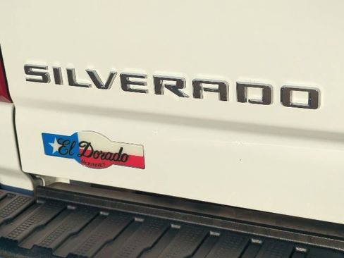 Used 2025 Chevrolet Silverado 2500 LT w/ Convenience Package image 31