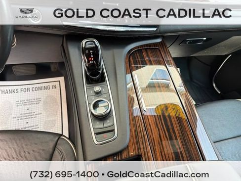 Used 2023 Cadillac Escalade ESV Premium Luxury AWD/4WD image 32
