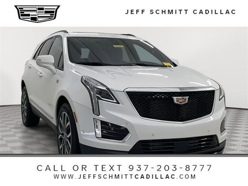 Certified 2025 Cadillac XT5 Sportv w/ Technology Package image 1