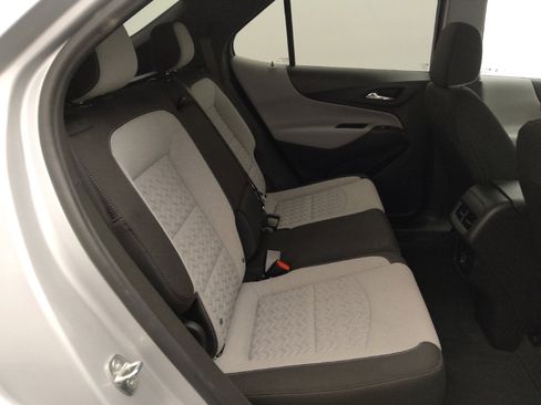 Used 2022 Chevrolet Equinox LT AWD/4WD image 19