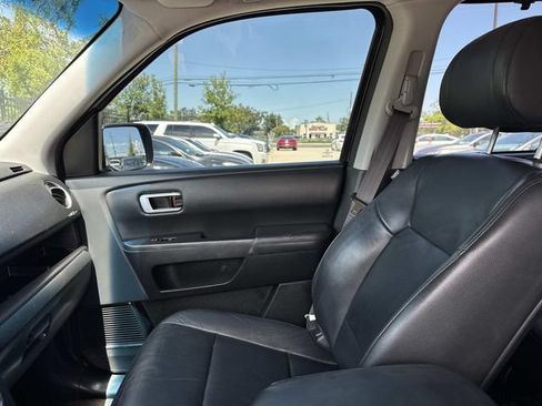 Used 2015 Honda Pilot Touring image 16
