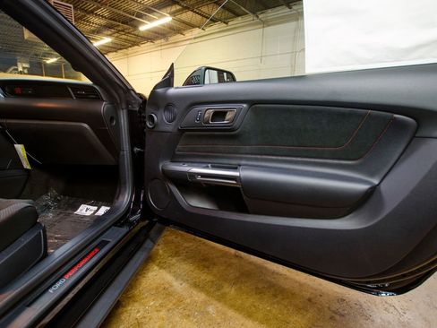 Used 2017 Ford Mustang Shelby GT350R w/ GT350R Equipment Group 920A image 26