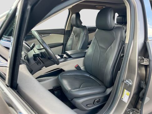 Used 2019 Lincoln Nautilus Reserve FWD image 22
