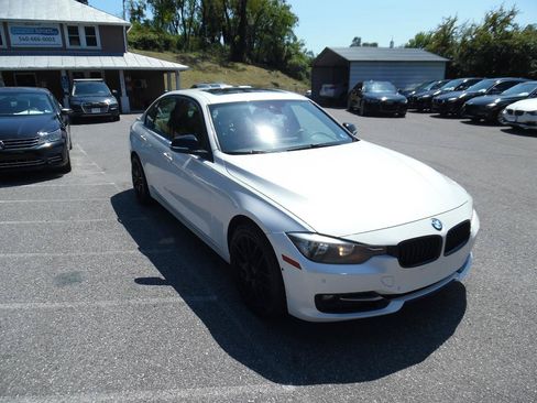 Used 2015 BMW 328i xDrive Sedan AWD/4WD image 8