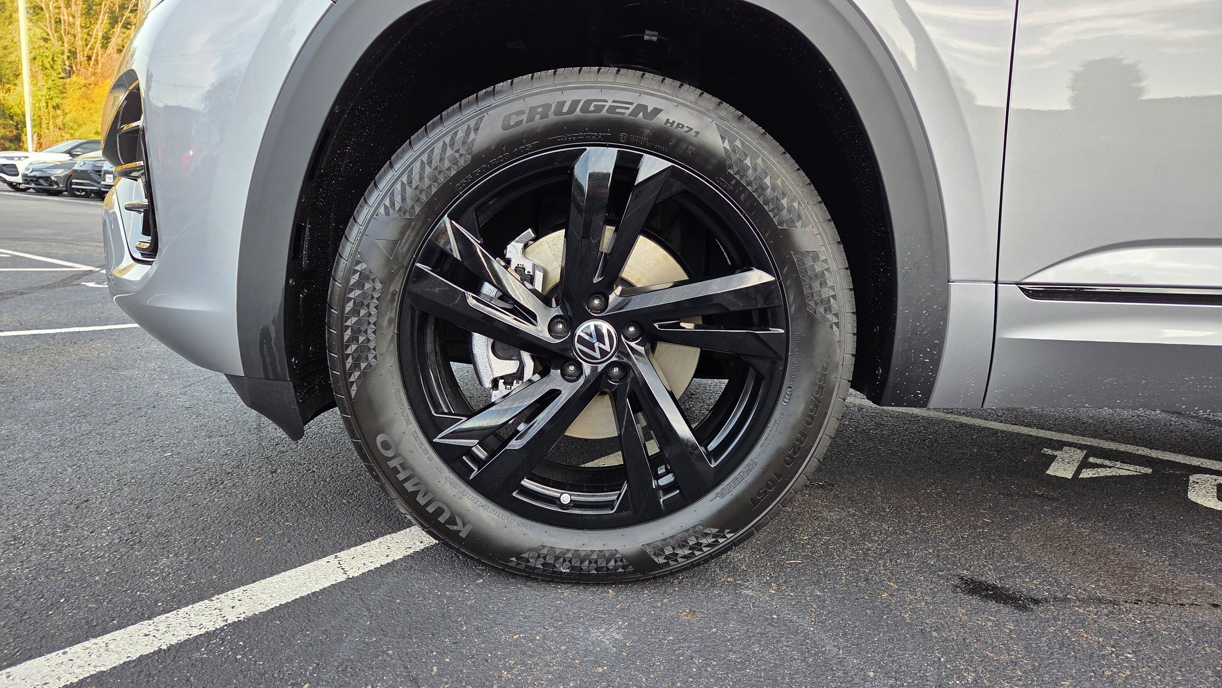New 2026 Volkswagen Atlas Cross Sport SEL R-Line AWD/4WD image 9