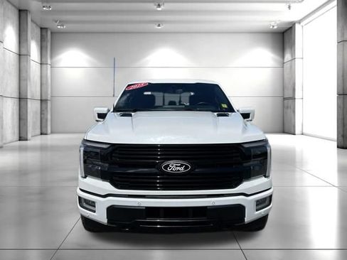 Used 2025 Ford F150 Platinum AWD/4WD image 3