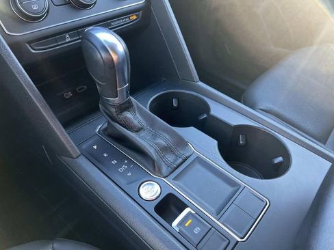 Used 2019 Volkswagen Atlas SE w/ Towing Package image 21