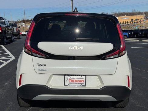 Used 2024 Kia Soul LX w/ Option Group 015 image 5