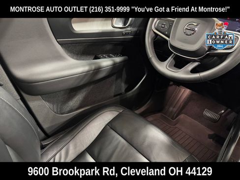 Used 2023 Volvo XC40 B5 Core image 39