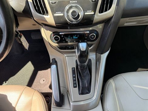 Used 2012 Ford Focus SEL image 20