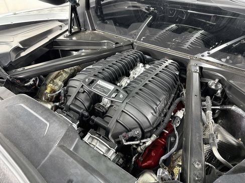 Used 2025 Chevrolet Corvette Z06 RWD image 25