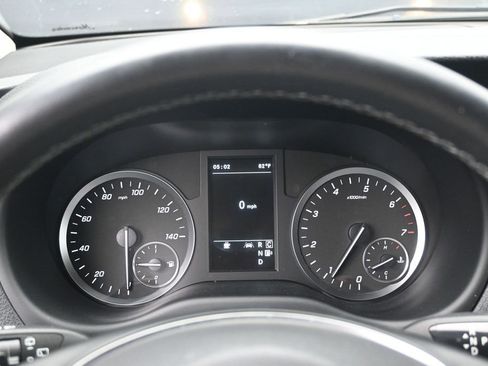 Used 2023 Mercedes-Benz Metris Passenger image 13